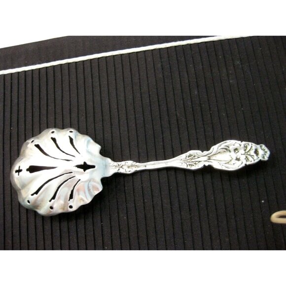 Antique Silvercraft Sterling Silver 9" Pierced Serving Spoon Lilly Pattern - Picture 3 of 9